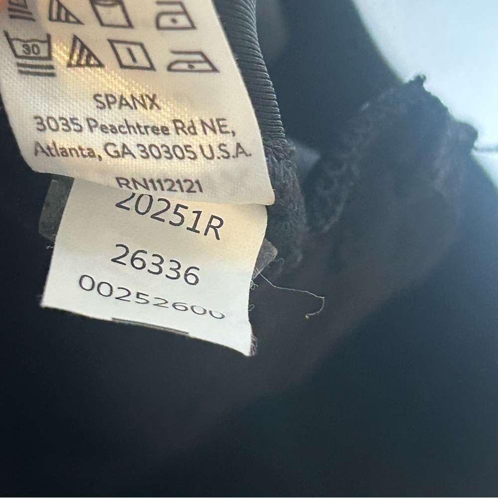 SPANX The Perfect Black Pant Ankle Backseam Skinny Black Small - Picture 12 of 12